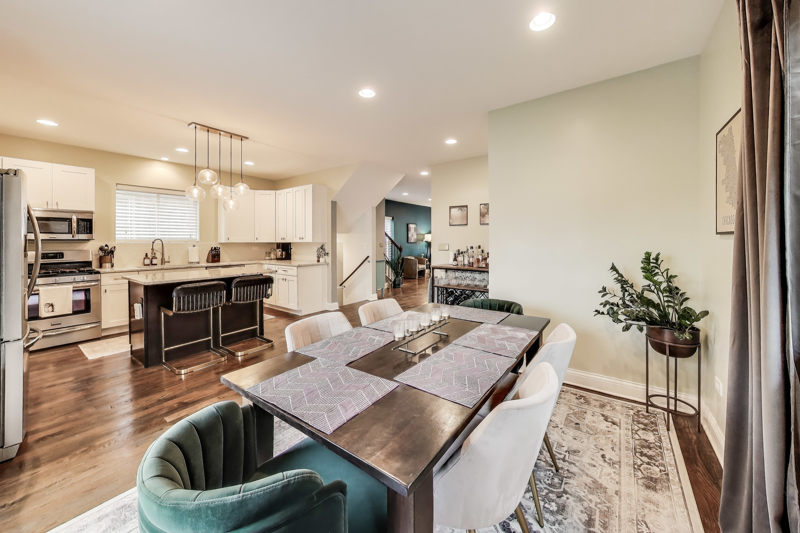 5013 W Dakin Street, Chicago, IL 60641