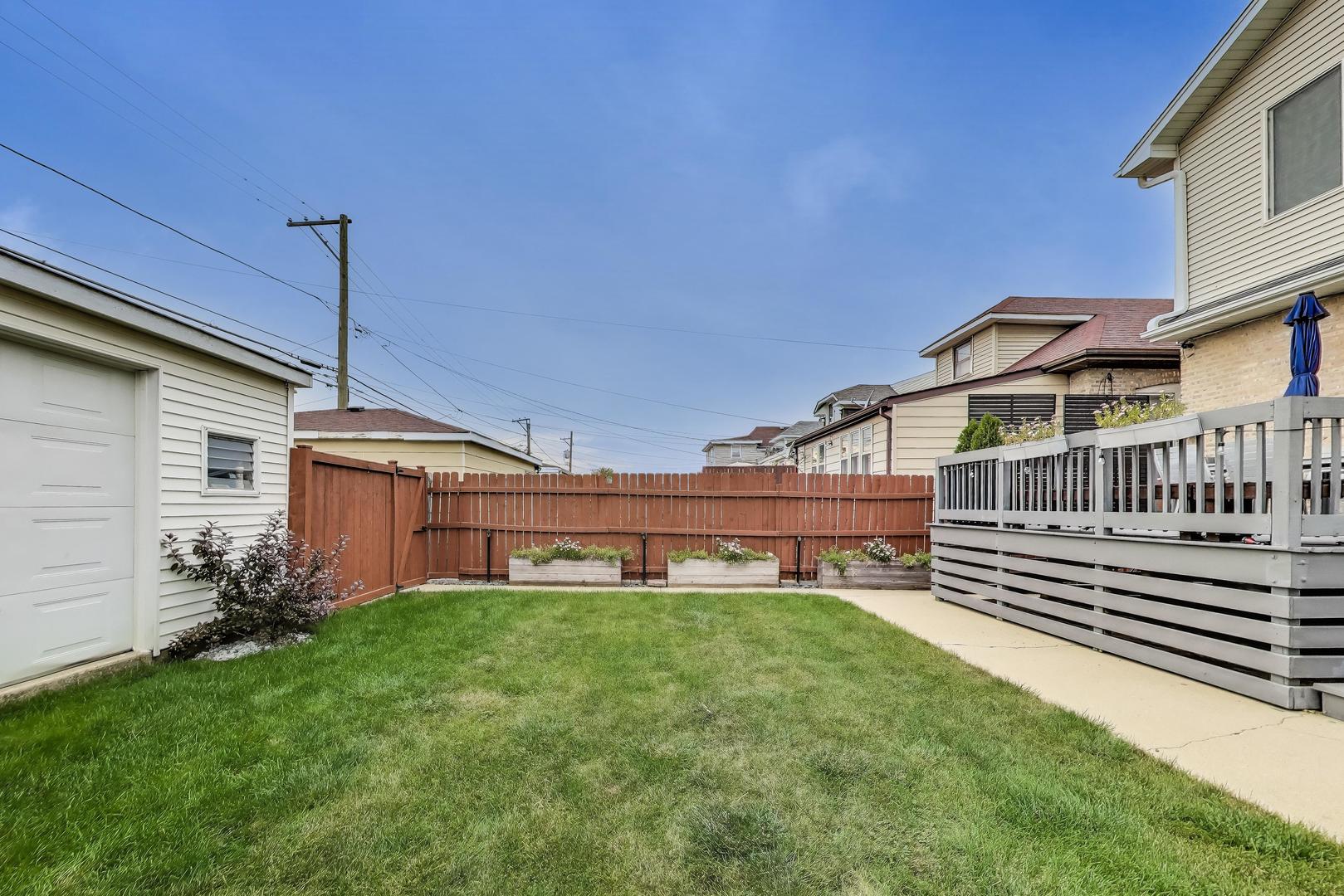 5013 W Dakin Street, Chicago, IL 60641