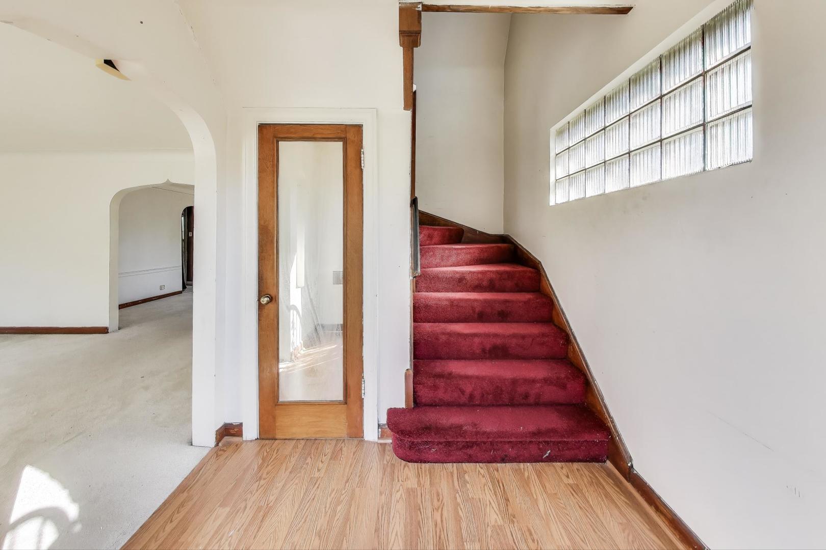 5636 W Augusta Boulevard, Chicago, IL 60651