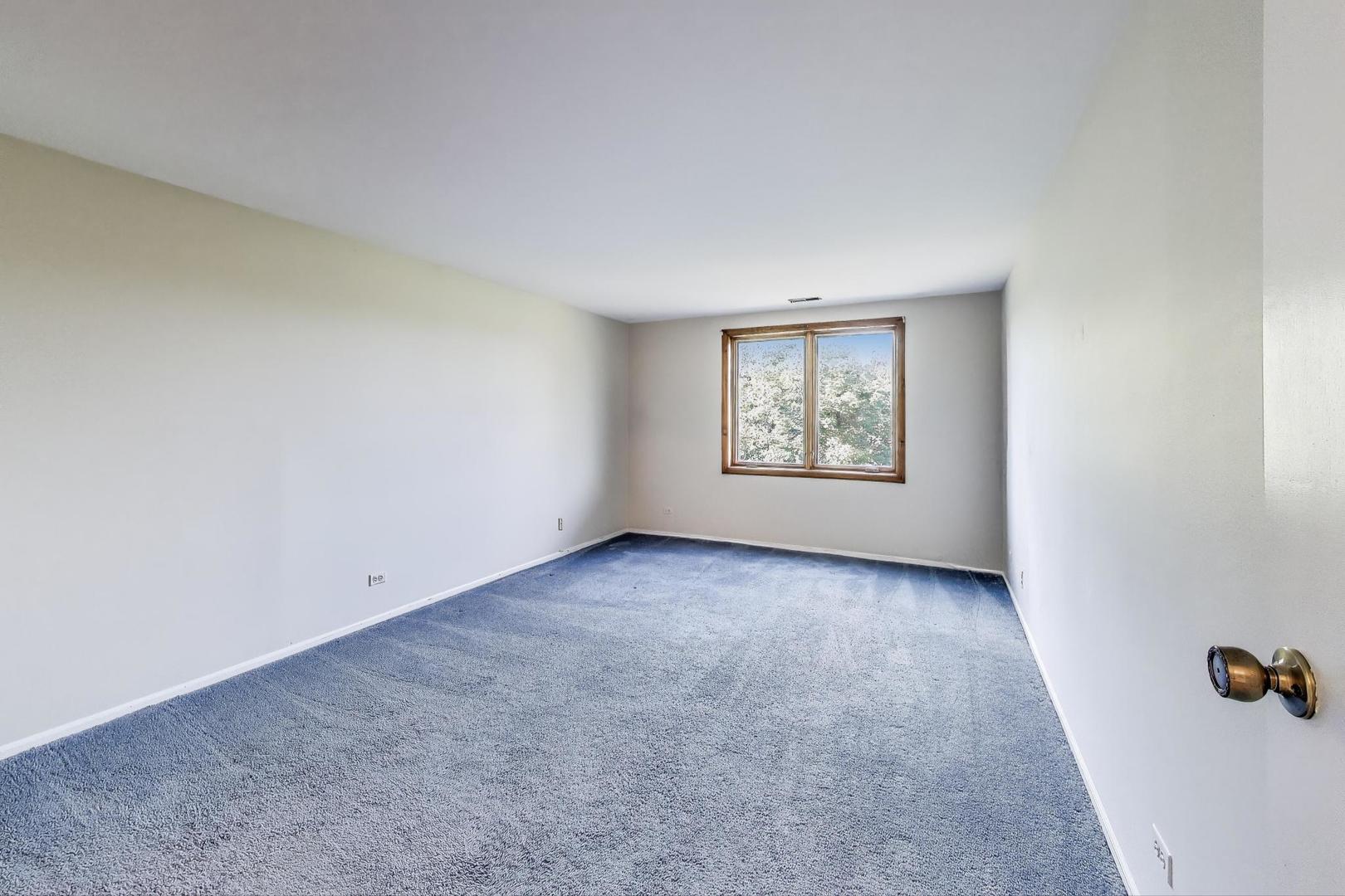 1200 W Northwest Highway #308, Mount Prospect, IL 60056