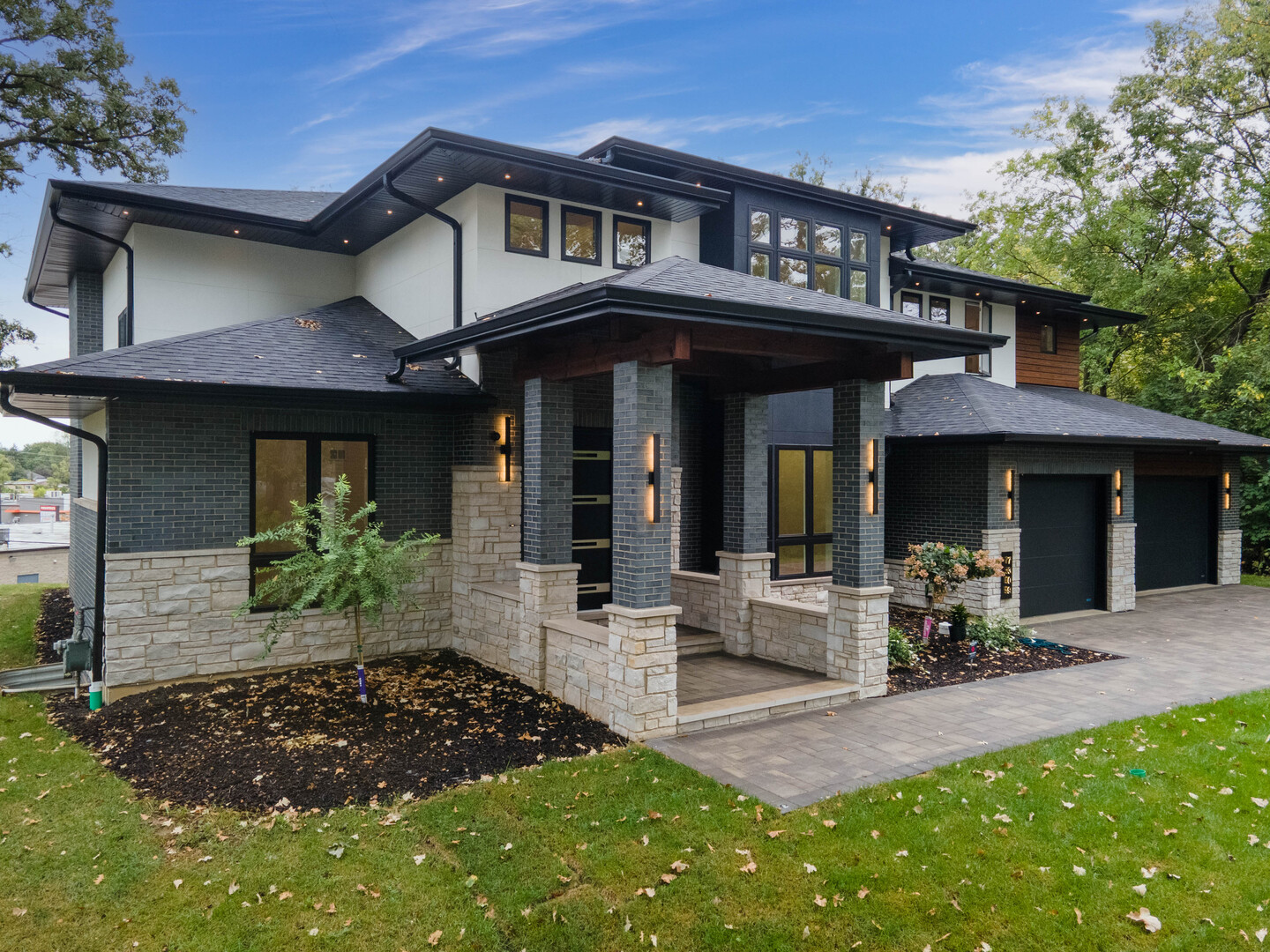 7309 W Palos Avenue, Palos Heights, IL 60463