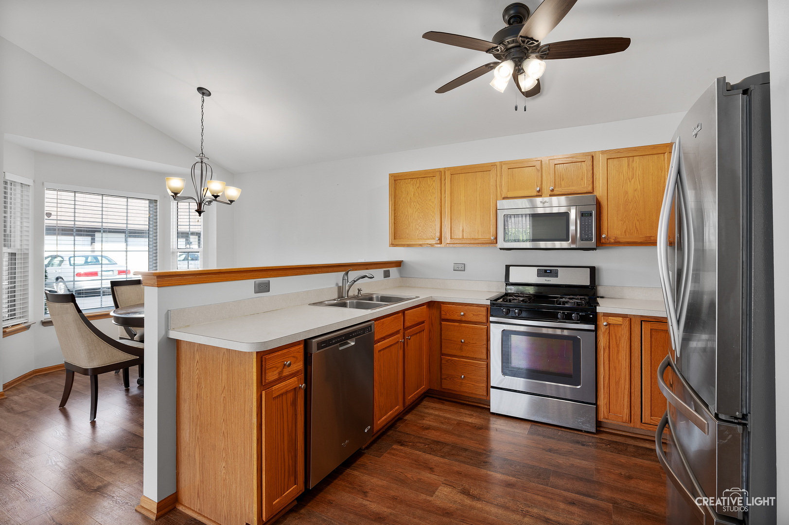 1694 WILLOW CIRCLE Drive, Crest Hill, IL 60403