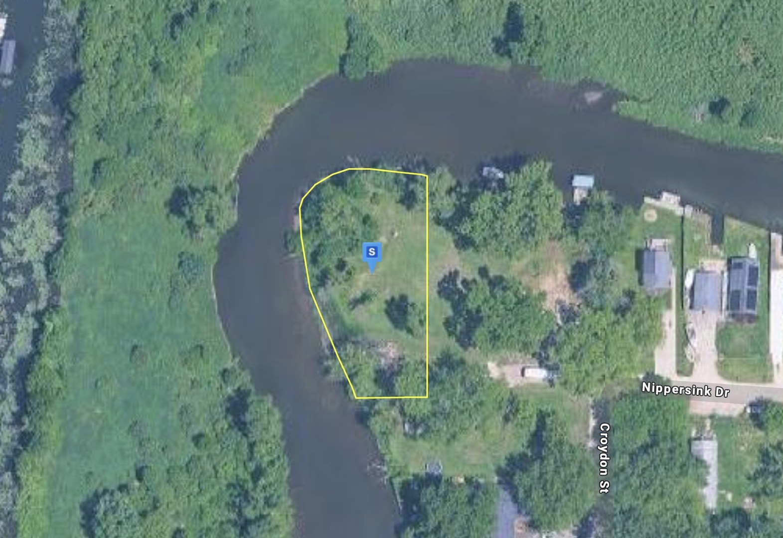1330 Nippersink Drive, Spring Grove, IL 60081