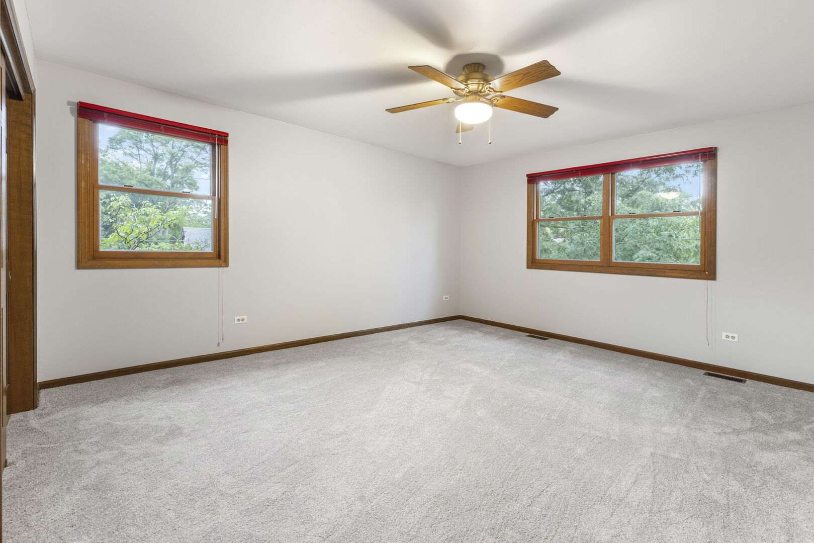 3927 Linden Avenue, Western Springs, IL 60558