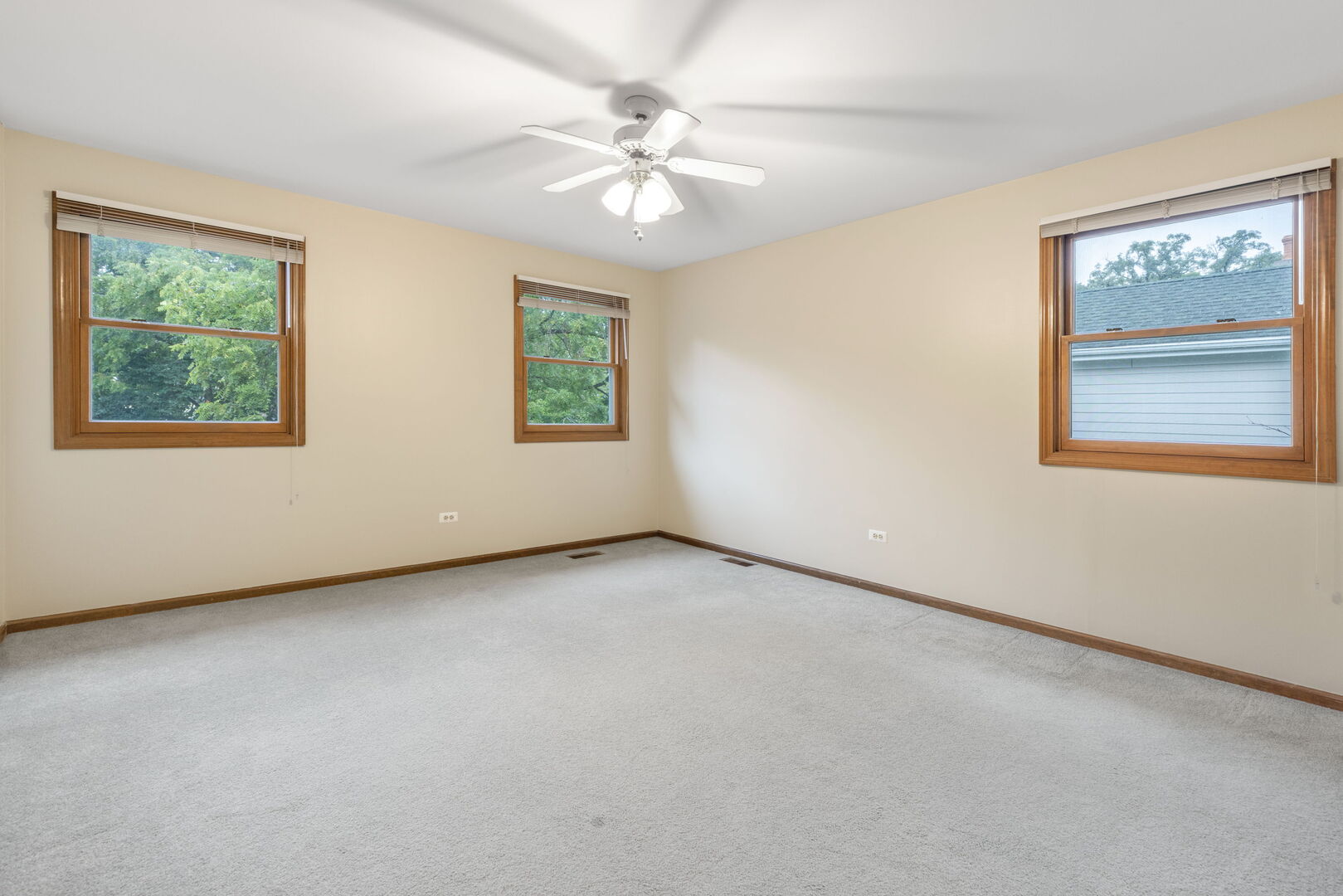 3927 Linden Avenue, Western Springs, IL 60558