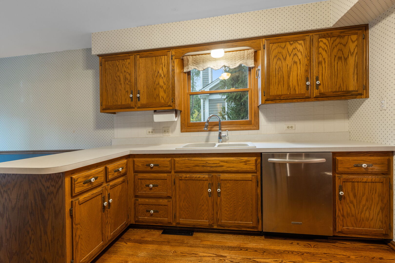 3927 Linden Avenue, Western Springs, IL 60558