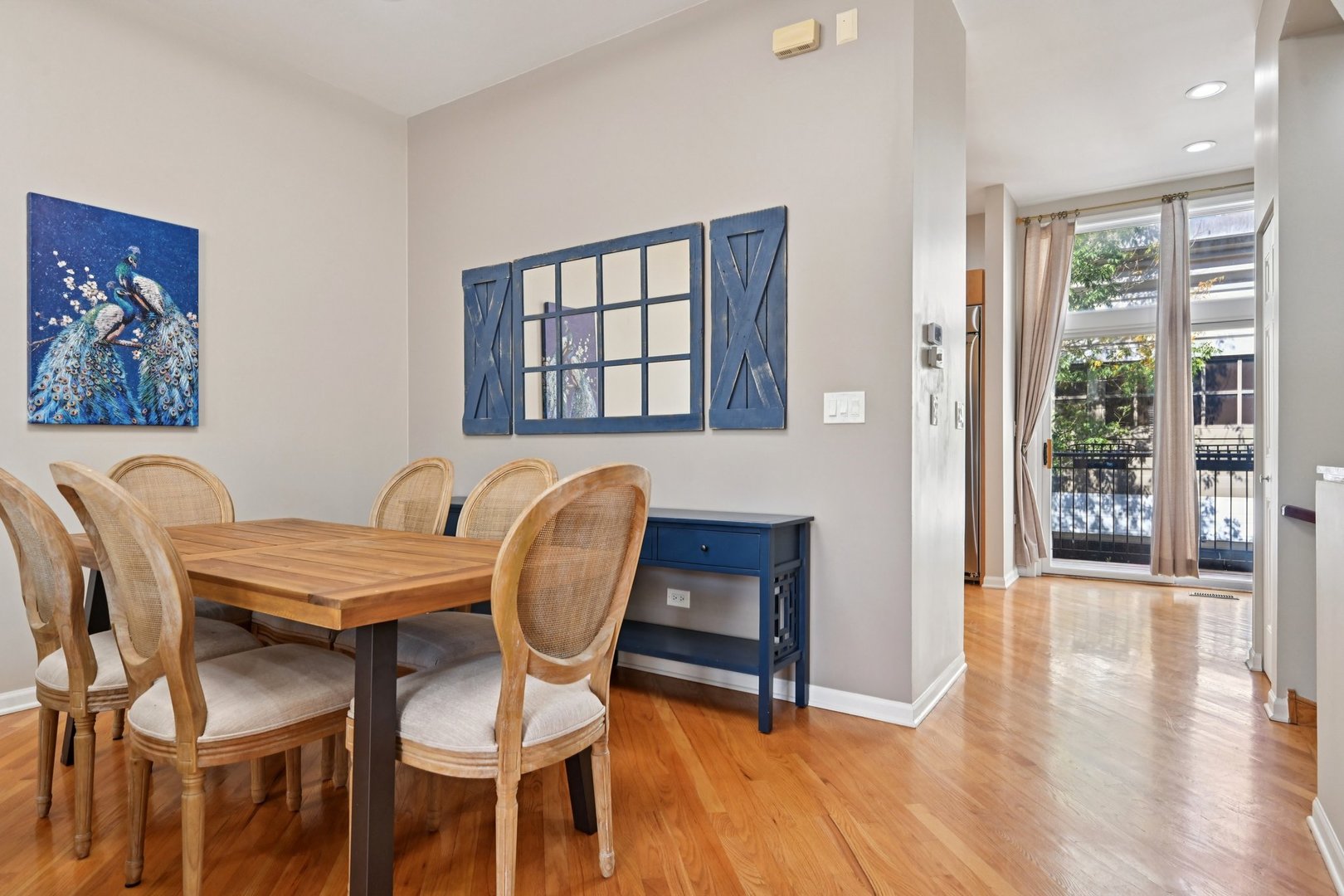 1341 S Indiana Avenue #D, Chicago, IL 60605