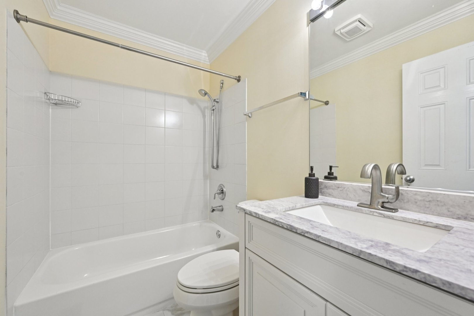 1341 S Indiana Avenue #D, Chicago, IL 60605