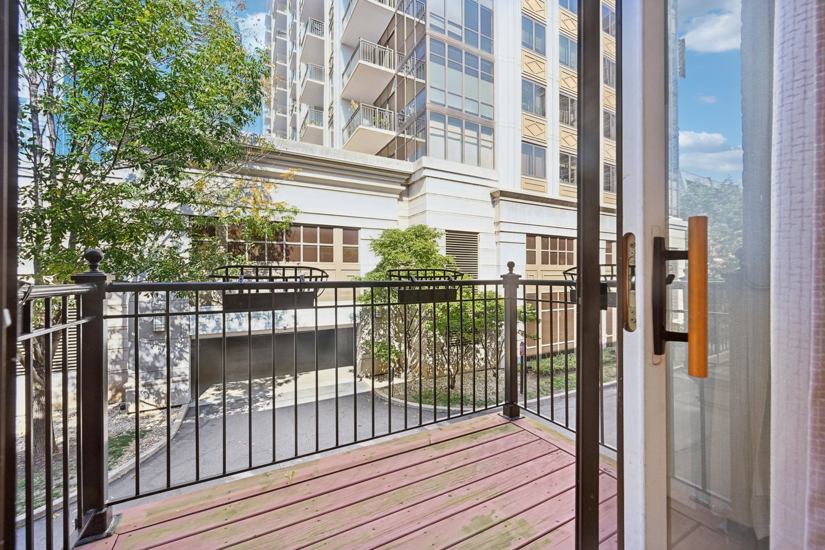 1341 S Indiana Avenue #D, Chicago, IL 60605