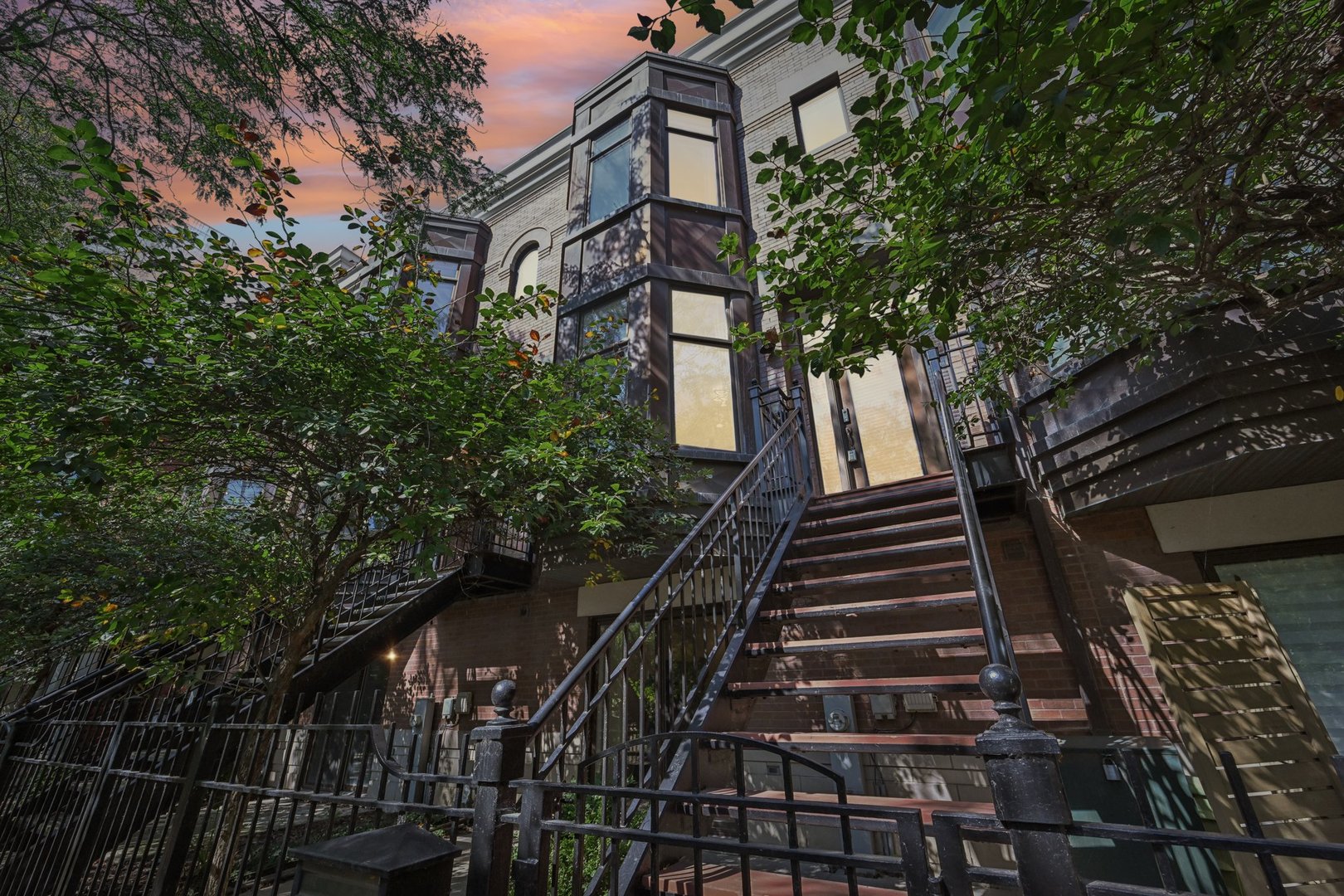 1341 S Indiana Avenue #D, Chicago, IL 60605
