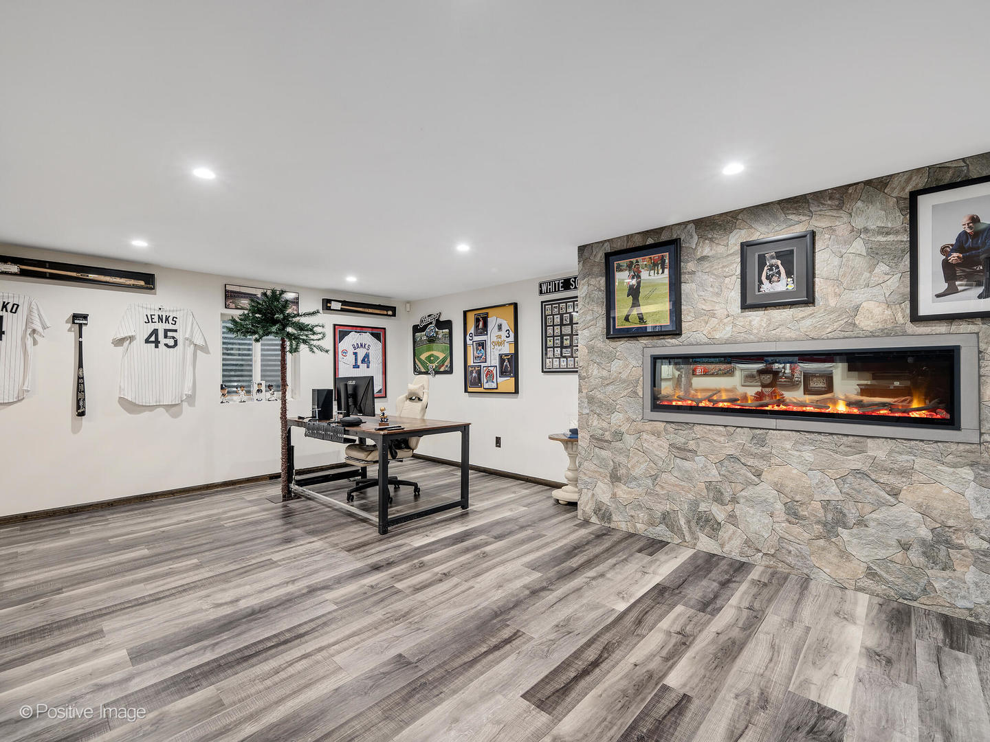 360 Long Oak Drive, West Chicago, IL 60185