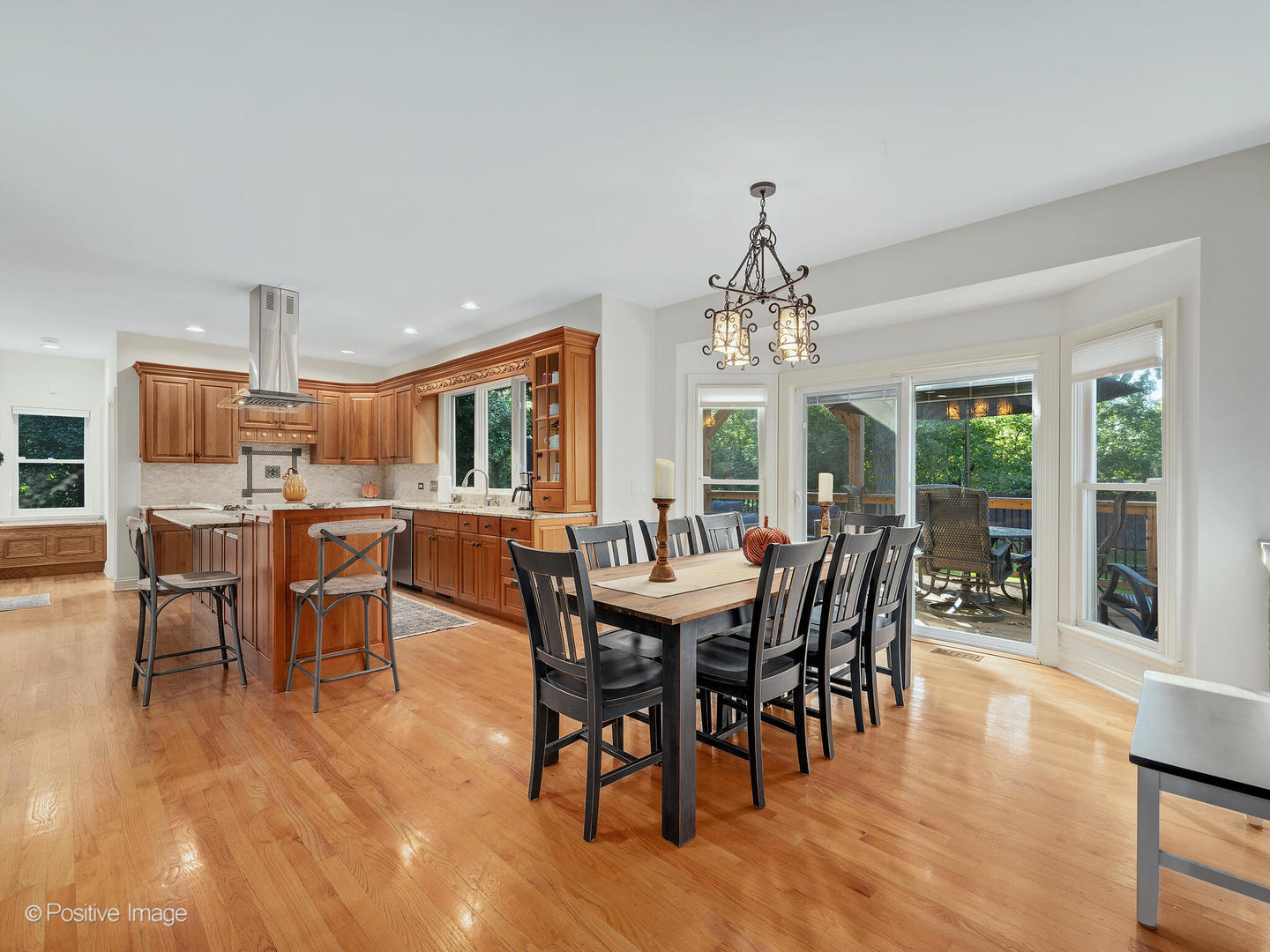 360 Long Oak Drive, West Chicago, IL 60185