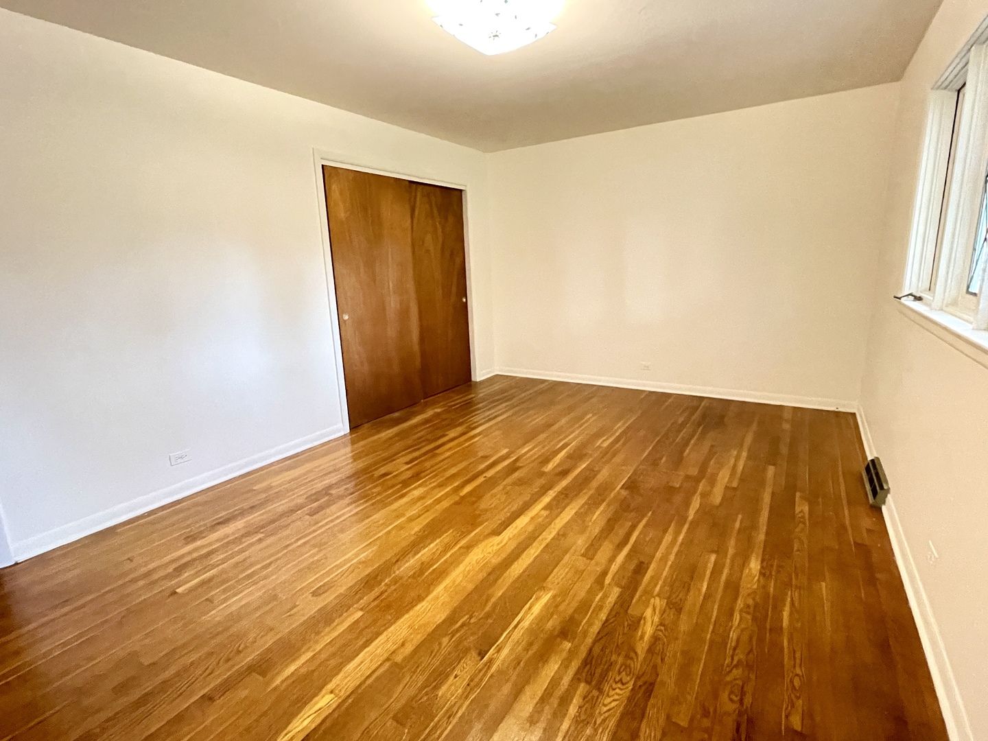 3S078 Blackcherry Lane, Glen Ellyn, IL 60137