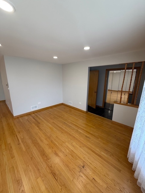 Chicago, IL 60638