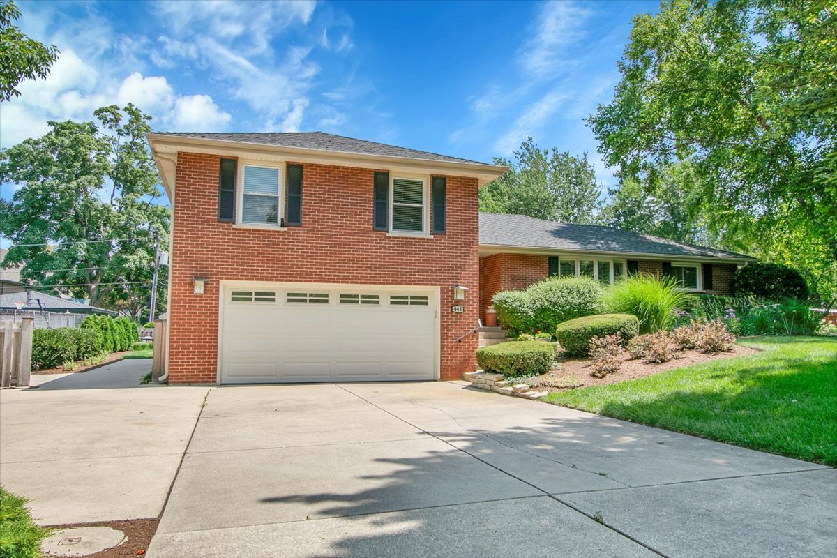 443 S Lombard Road, Itasca, IL 60143