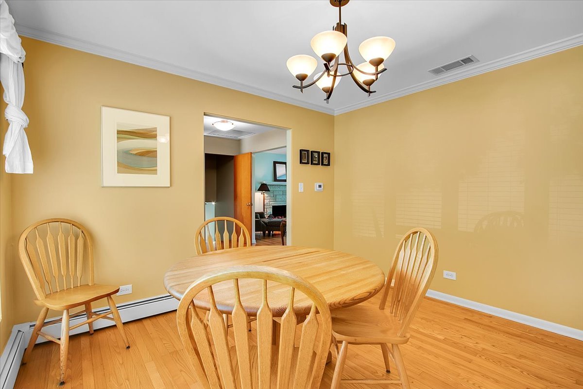 443 S Lombard Road, Itasca, IL 60143