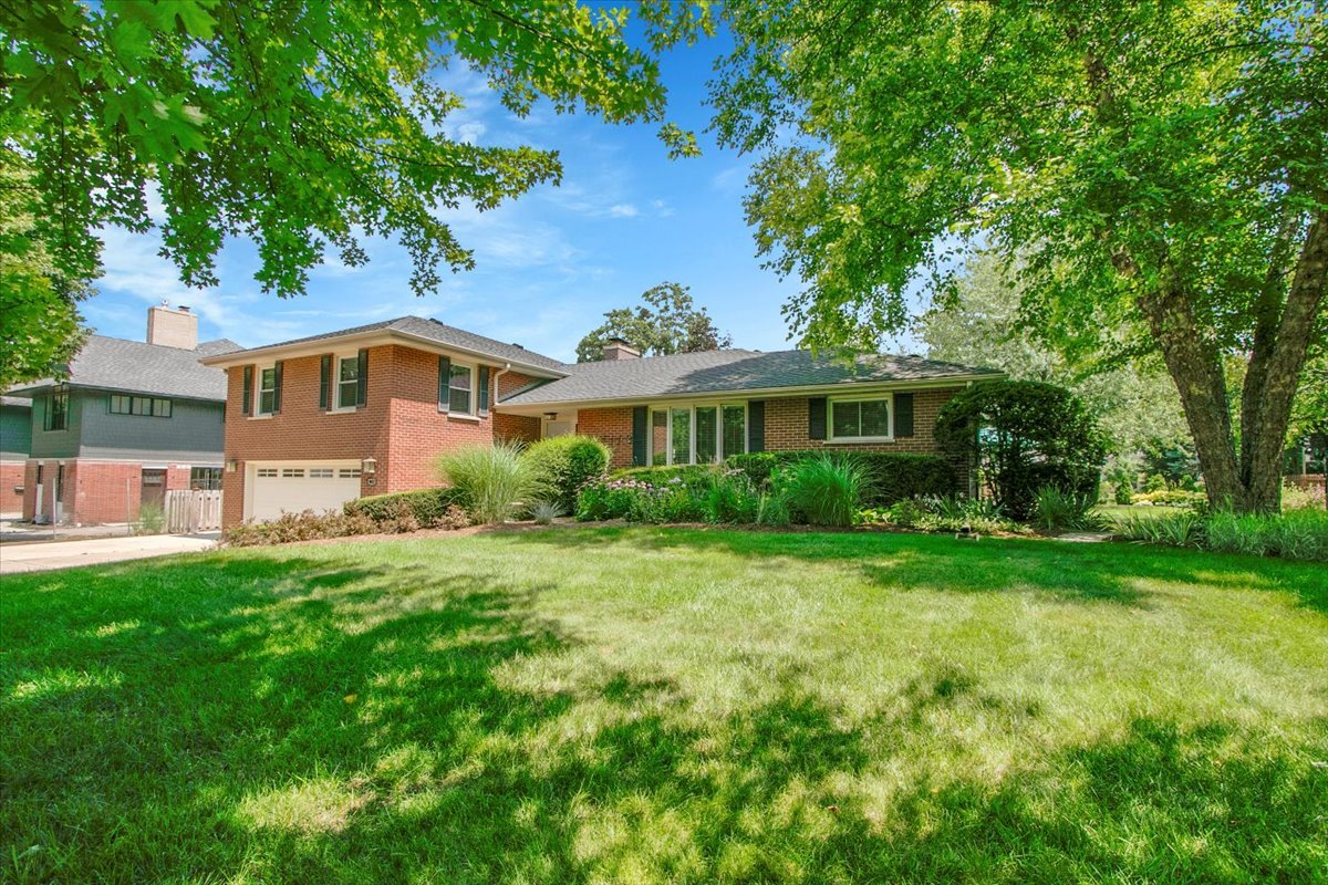 443 S Lombard Road, Itasca, IL 60143