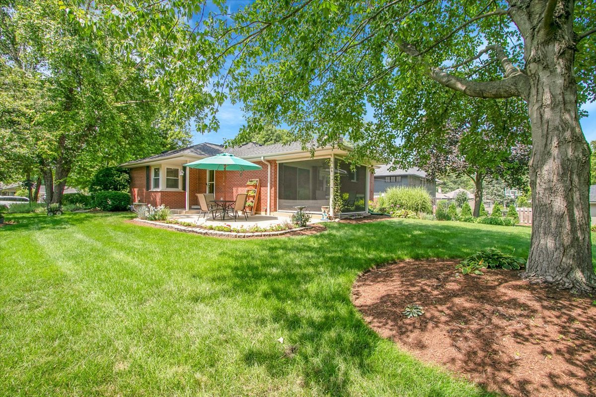 443 S Lombard Road, Itasca, IL 60143