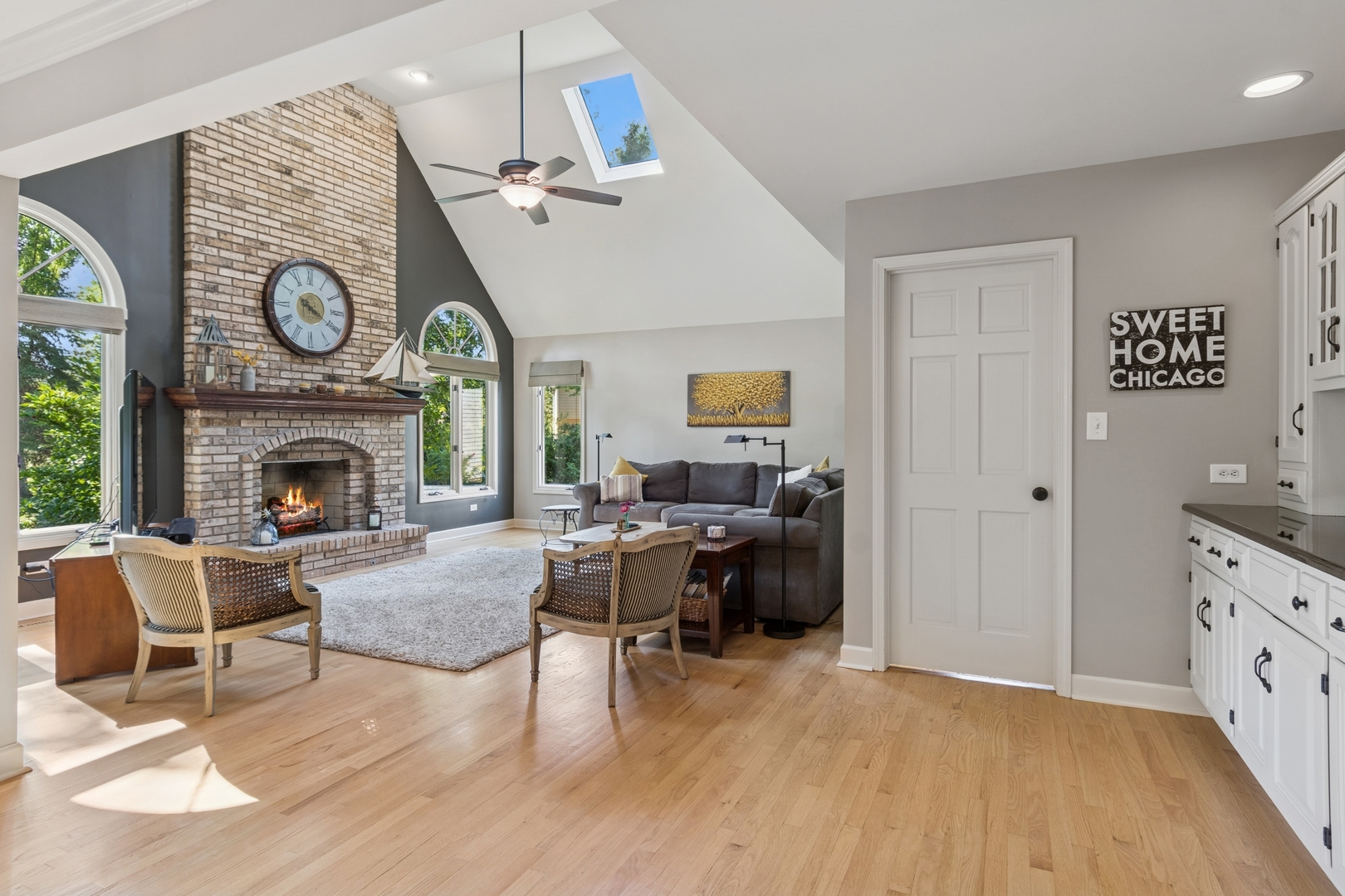 3004 Bennett Drive, Naperville, IL 60564