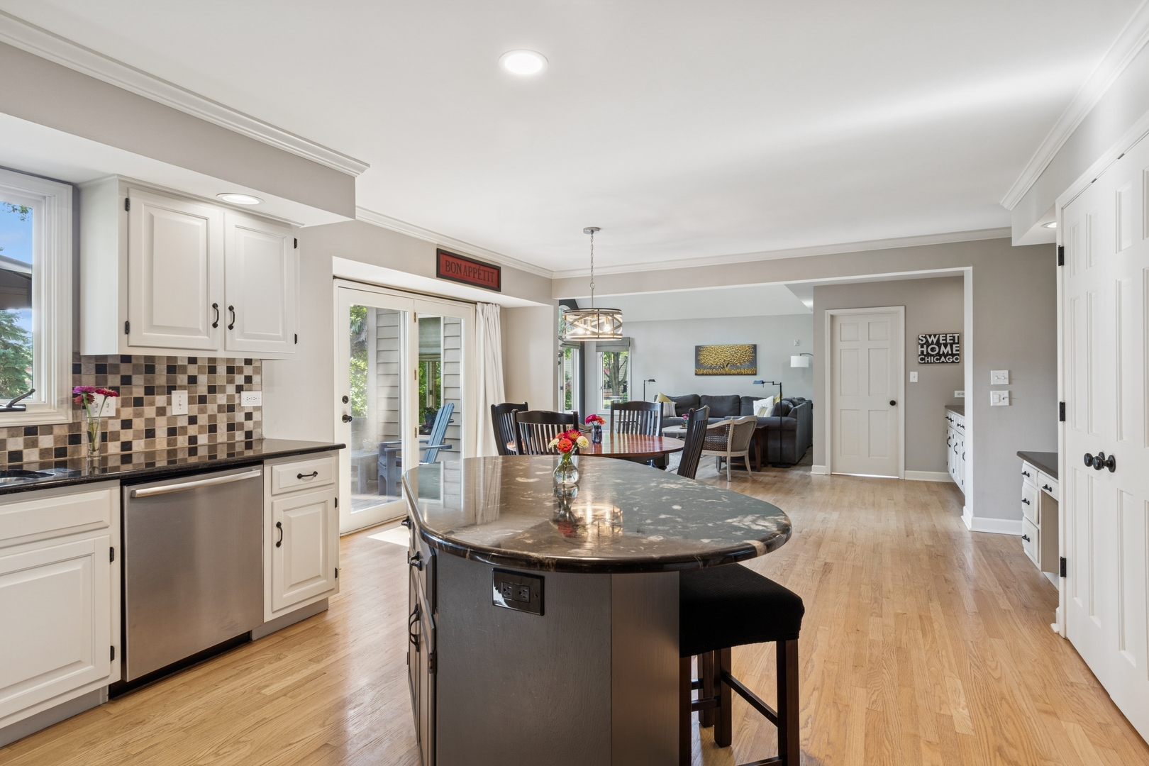 3004 Bennett Drive, Naperville, IL 60564