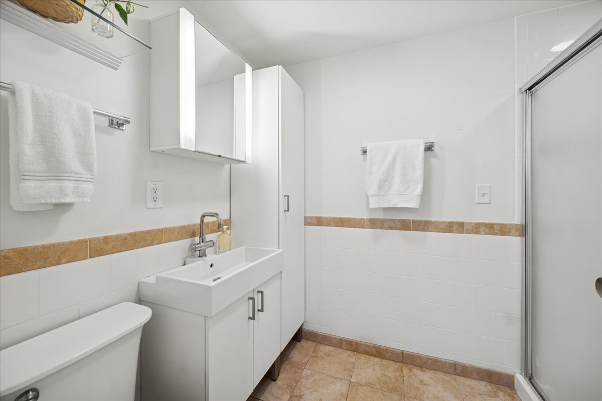 10511 Preston Street, Westchester, IL 60154