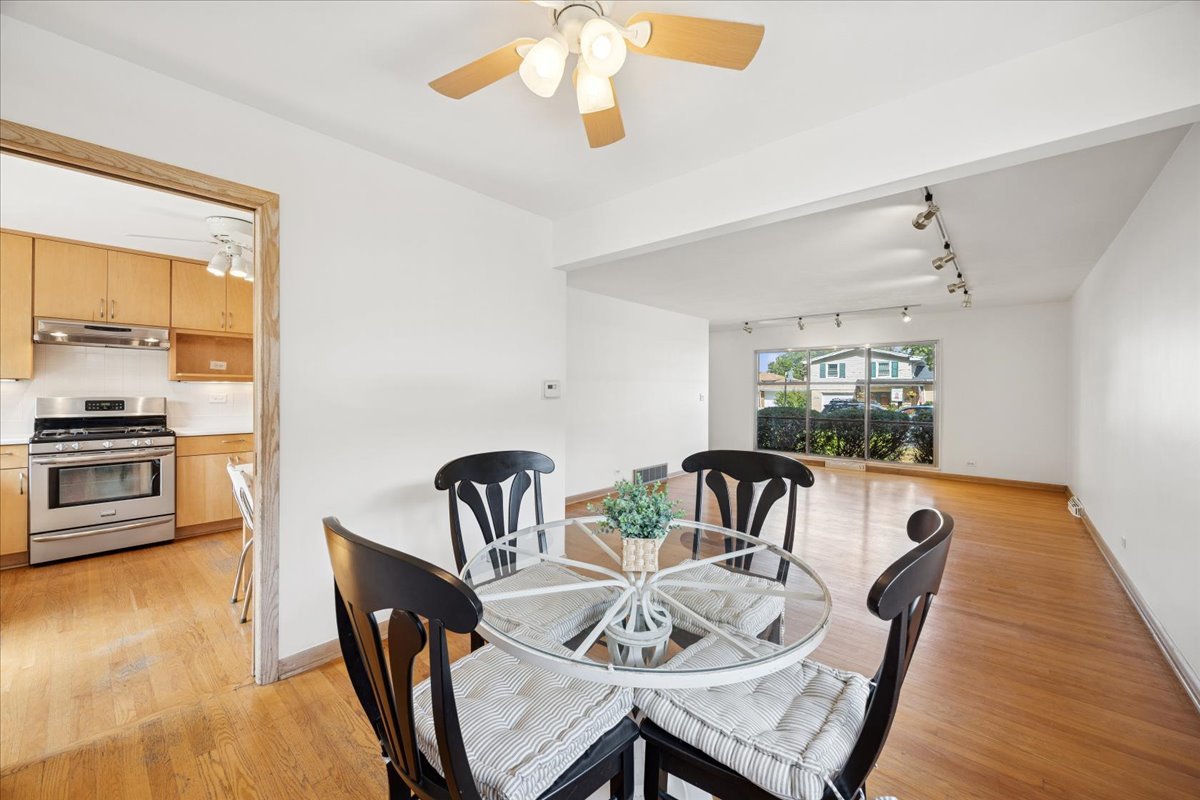 10511 Preston Street, Westchester, IL 60154