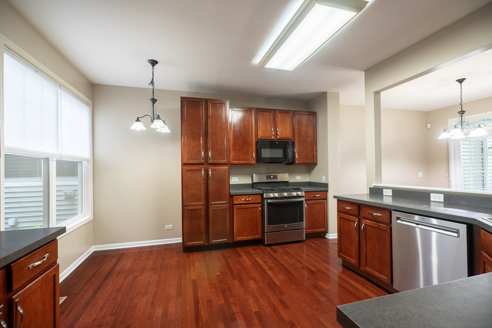 153 Orchards Pass, Bartlett, IL 60103