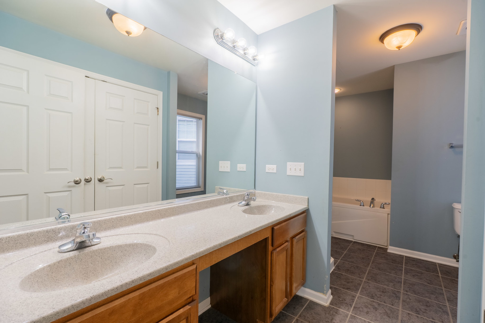 153 Orchards Pass, Bartlett, IL 60103