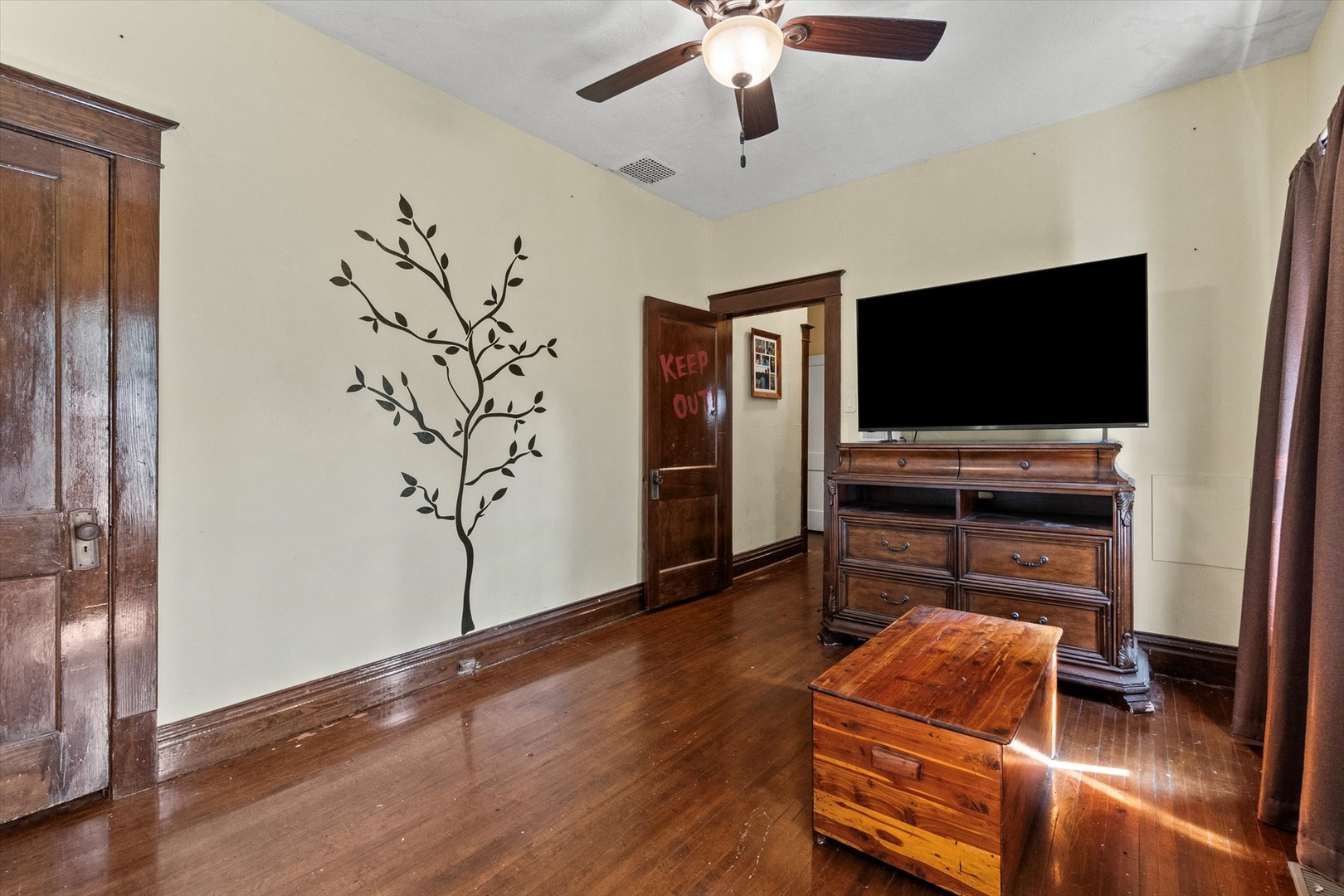 810 W Marion Street, Joliet, IL 60436