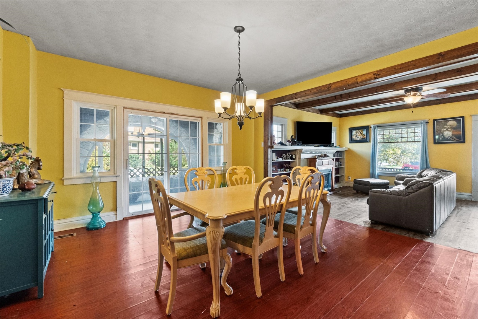 810 W Marion Street, Joliet, IL 60436