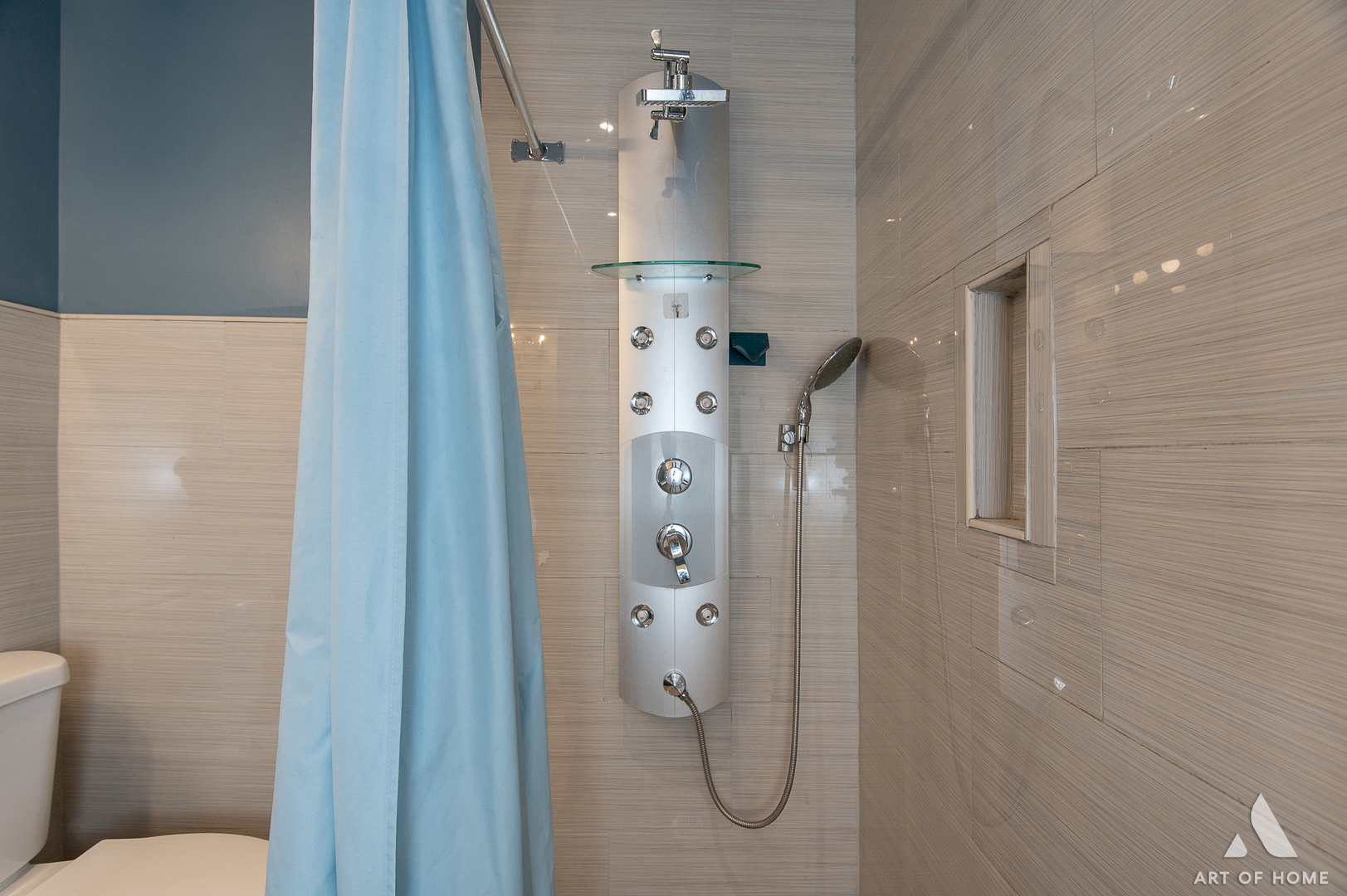 1895 Welwyn Avenue, Des Plaines, IL 60018