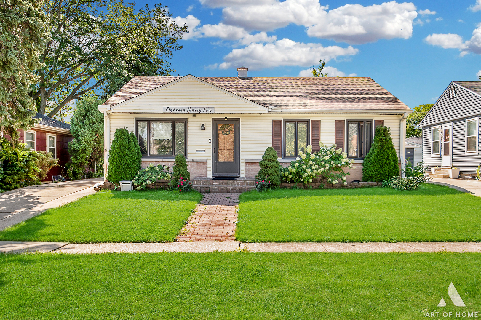 1895 Welwyn Avenue, Des Plaines, IL 60018