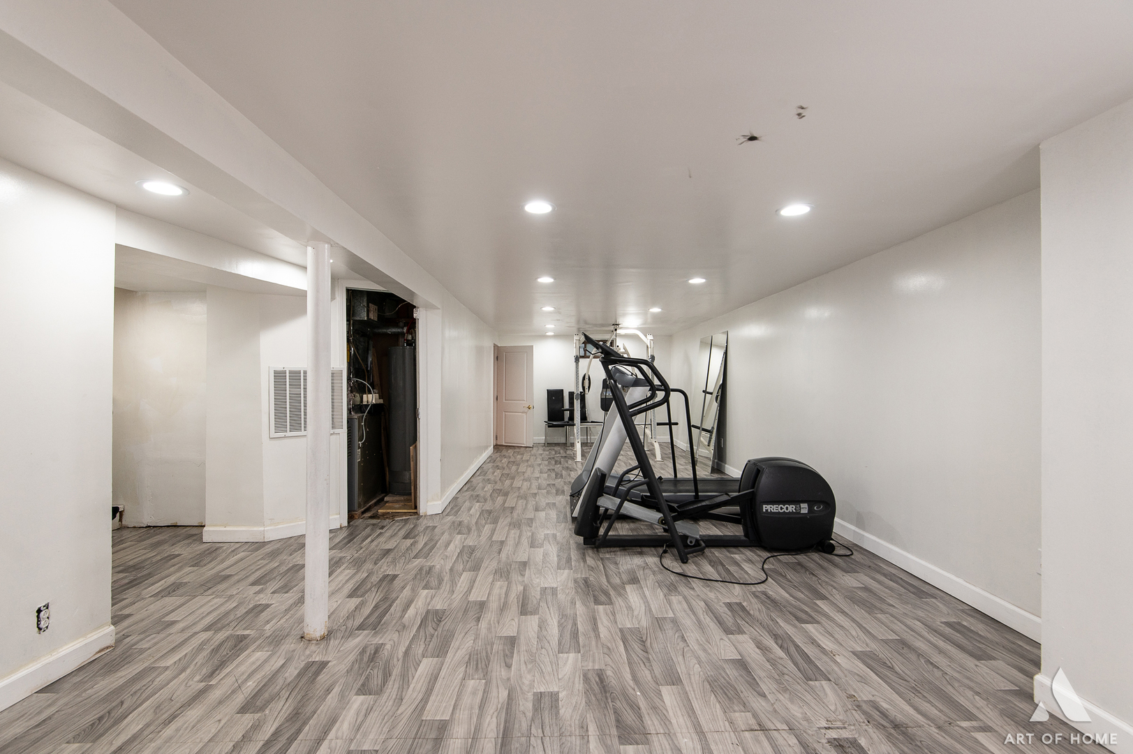 1895 Welwyn Avenue, Des Plaines, IL 60018