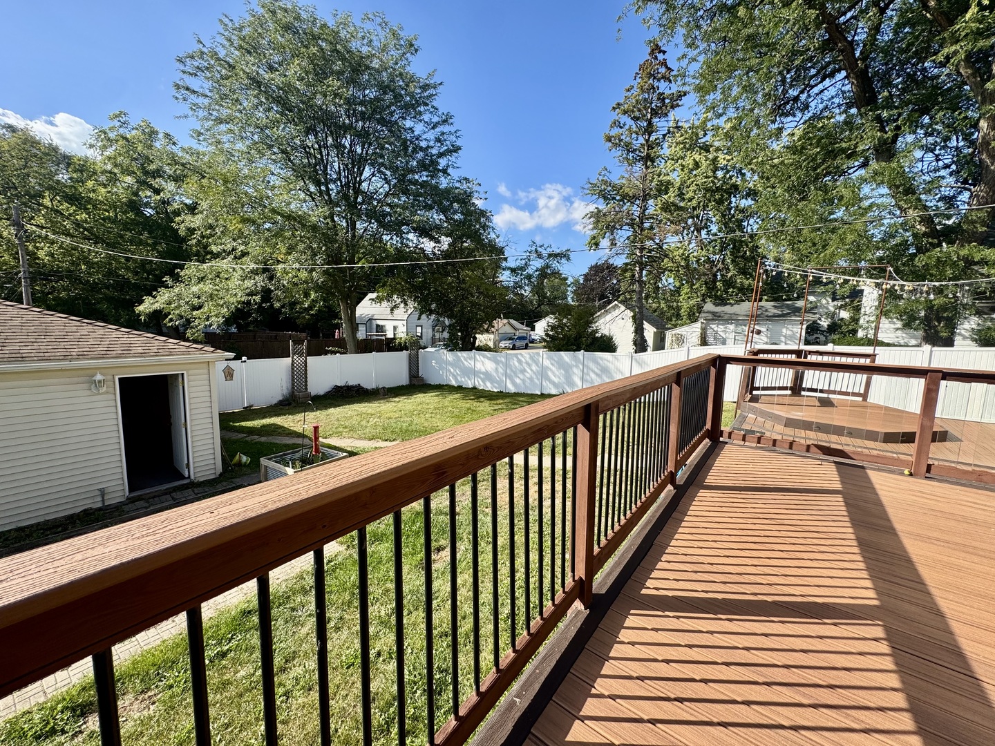 518 Clark Street, Elgin, IL 60123