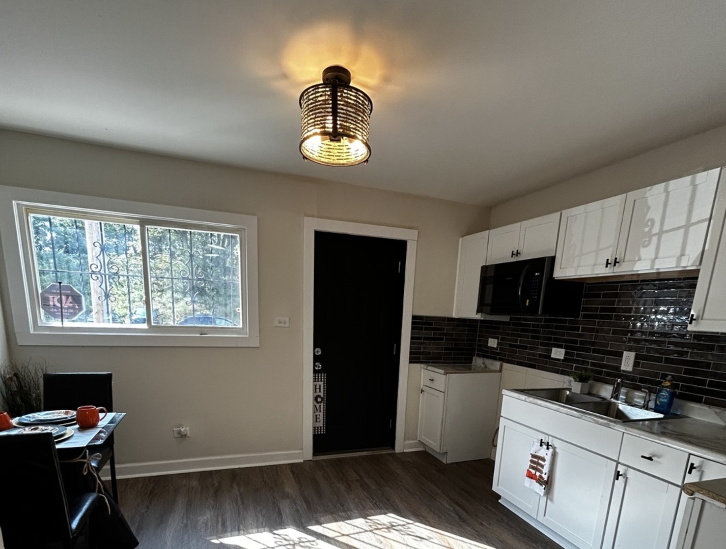 1130 E 81st Street #A, Chicago, IL 60619