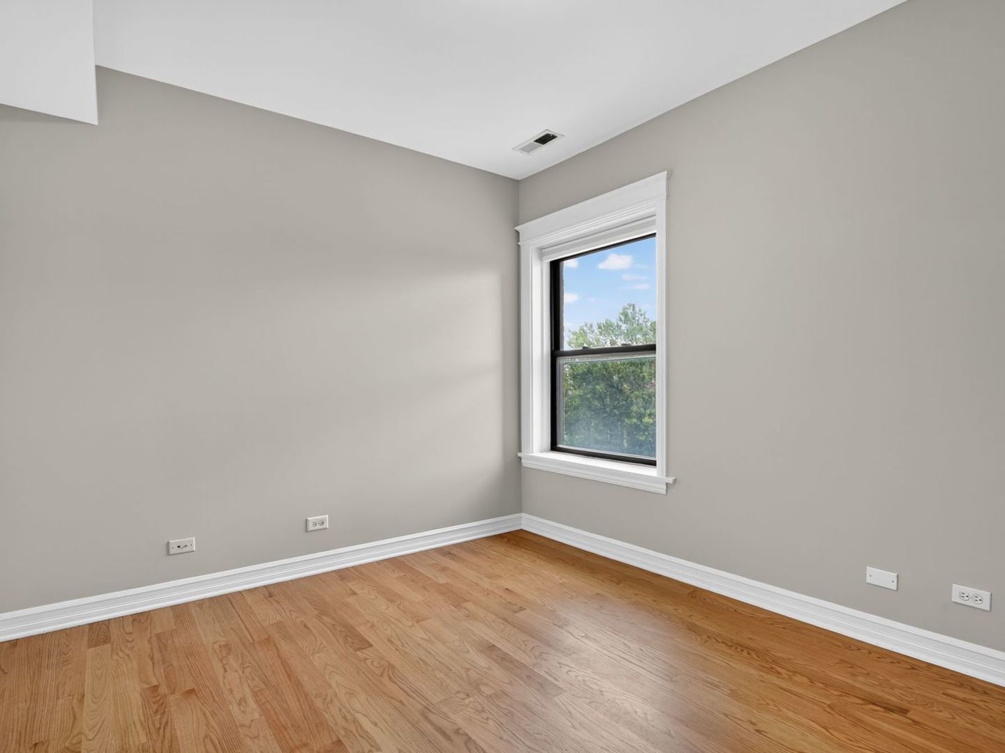 4613 N Paulina Street #3B, Chicago, IL 60640