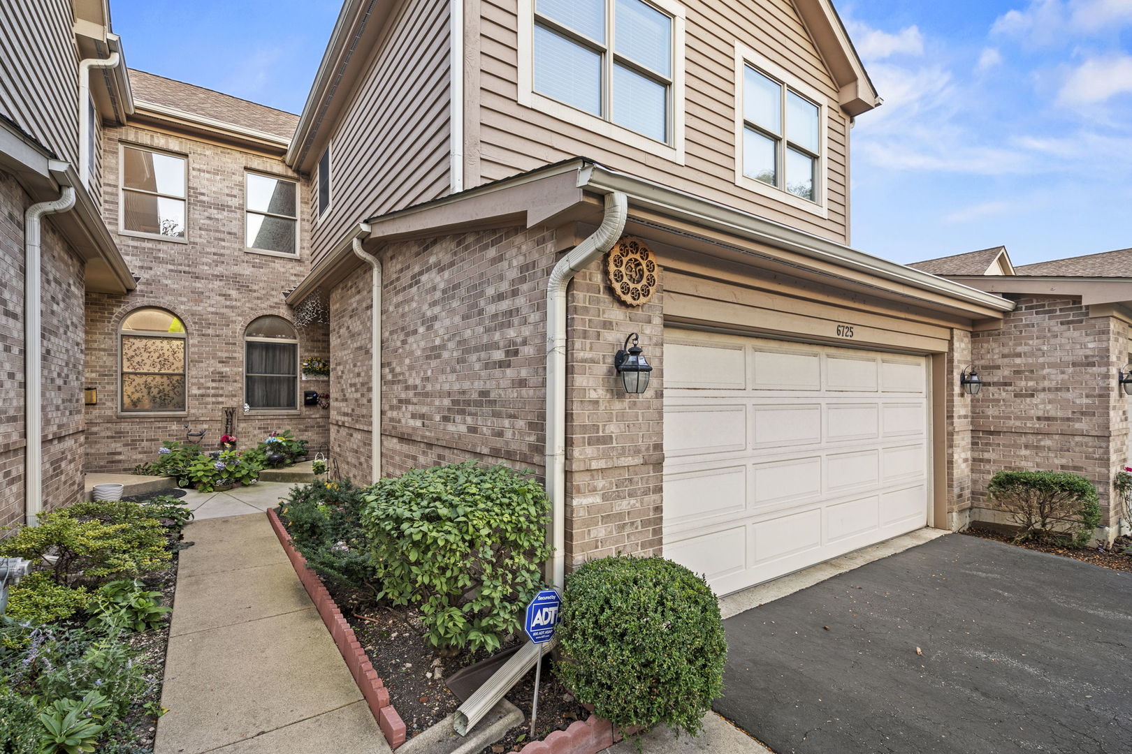 6725 N Cicero Avenue, Lincolnwood, IL 60712