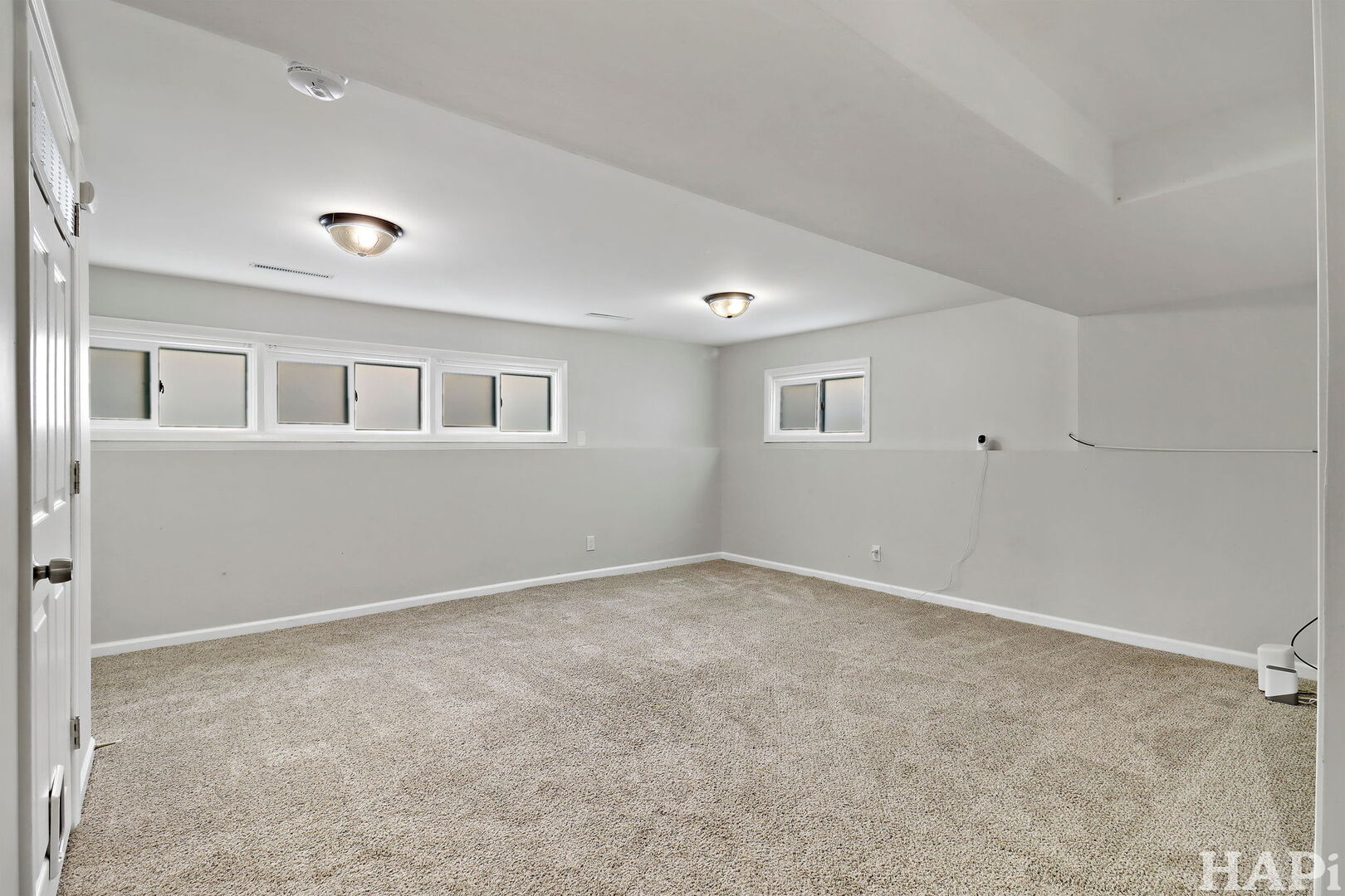 2807 Myang Avenue, McHenry, IL 60050