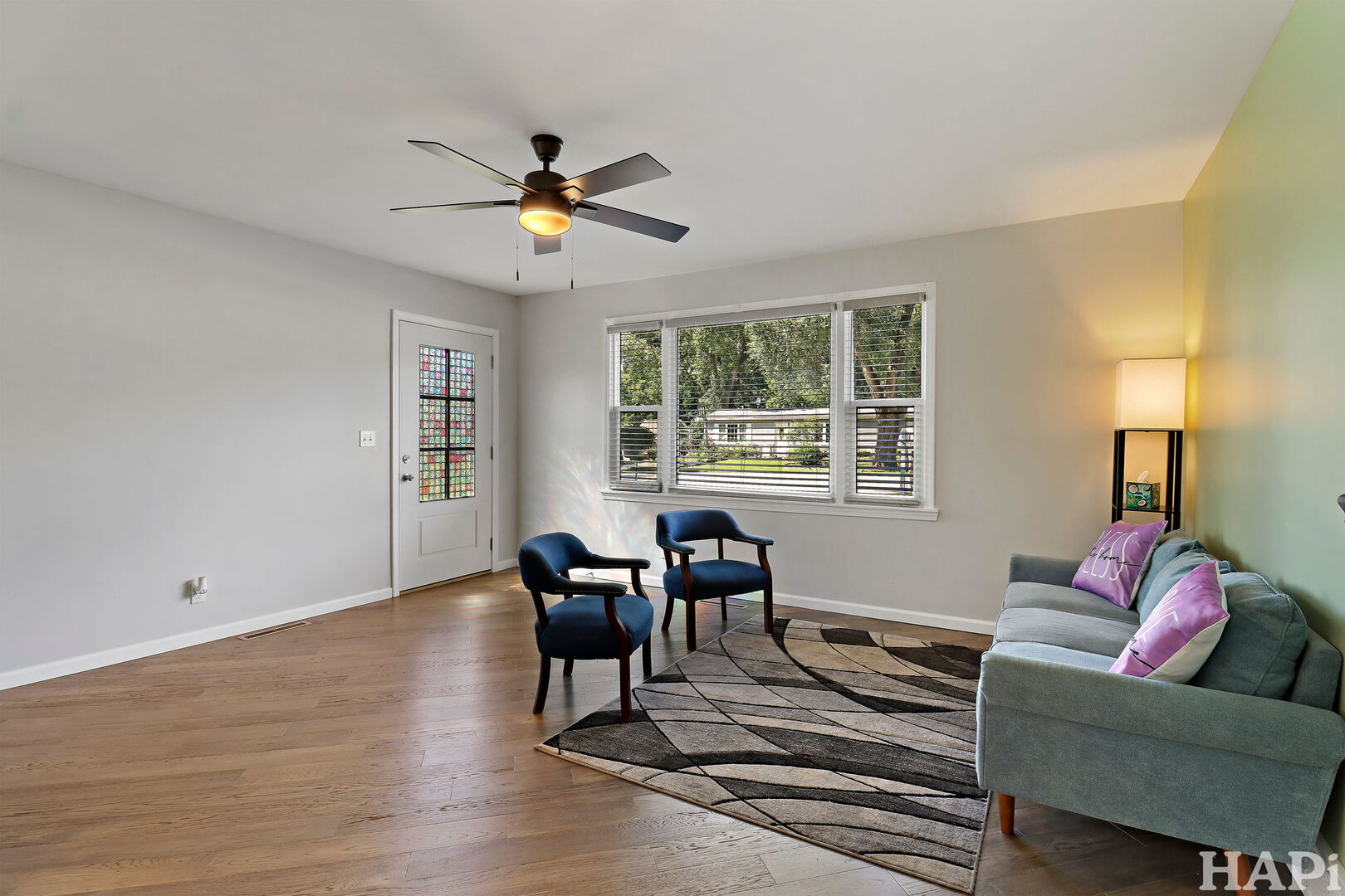 2807 Myang Avenue, McHenry, IL 60050