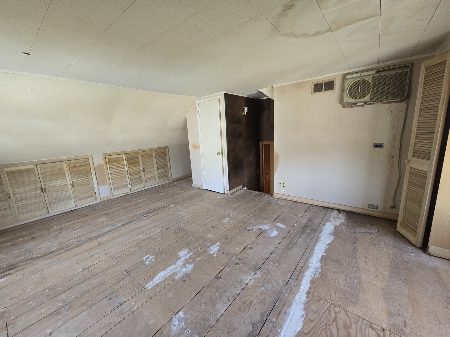 7742 S Oketo Avenue, Bridgeview, IL 60455