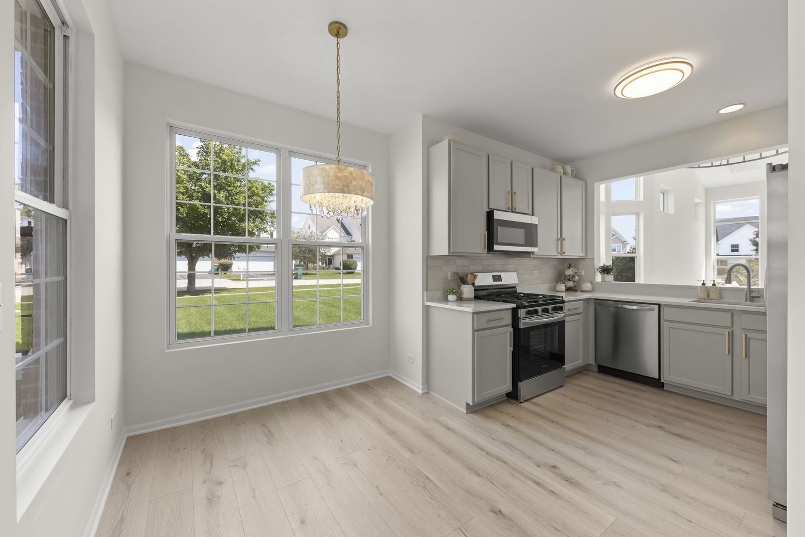 911 Bluebell Circle, Joliet, IL 60431