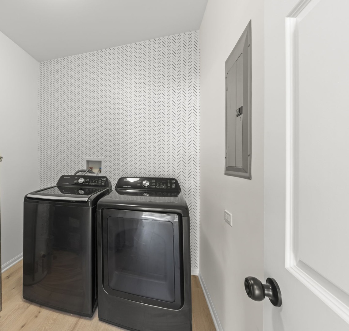 911 Bluebell Circle, Joliet, IL 60431