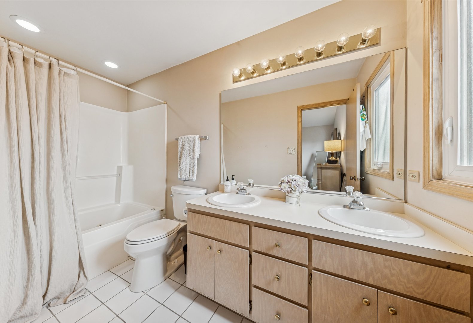 17396 Brook Crossing Lane, Orland Park, IL 60467