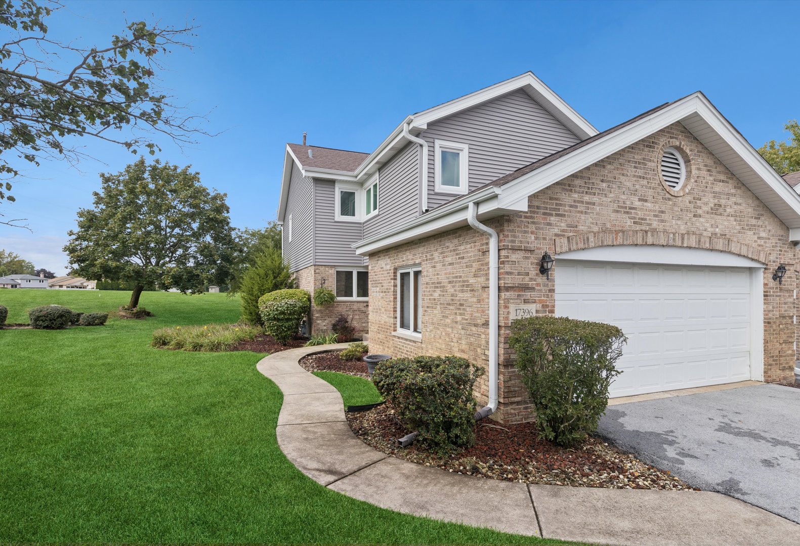 17396 Brook Crossing Lane, Orland Park, IL 60467