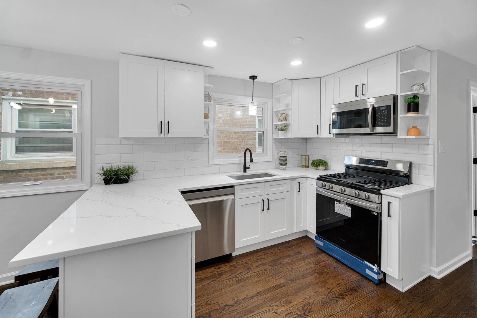 1707 E 93rd Street, Chicago, IL 60617