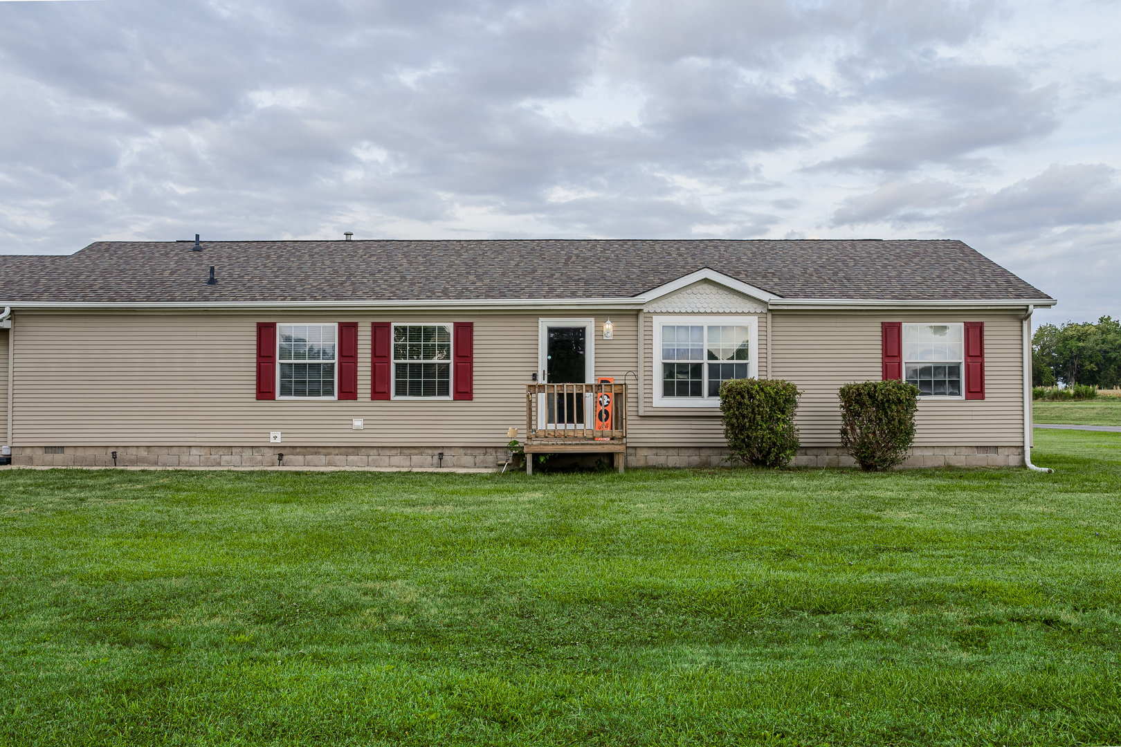 319 N Letcher Street, Chenoa, IL 61726