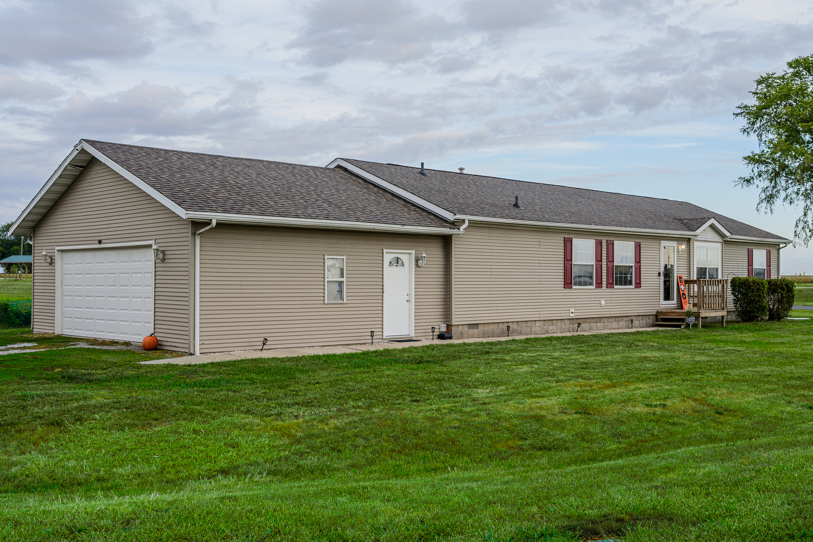 319 N Letcher Street, Chenoa, IL 61726