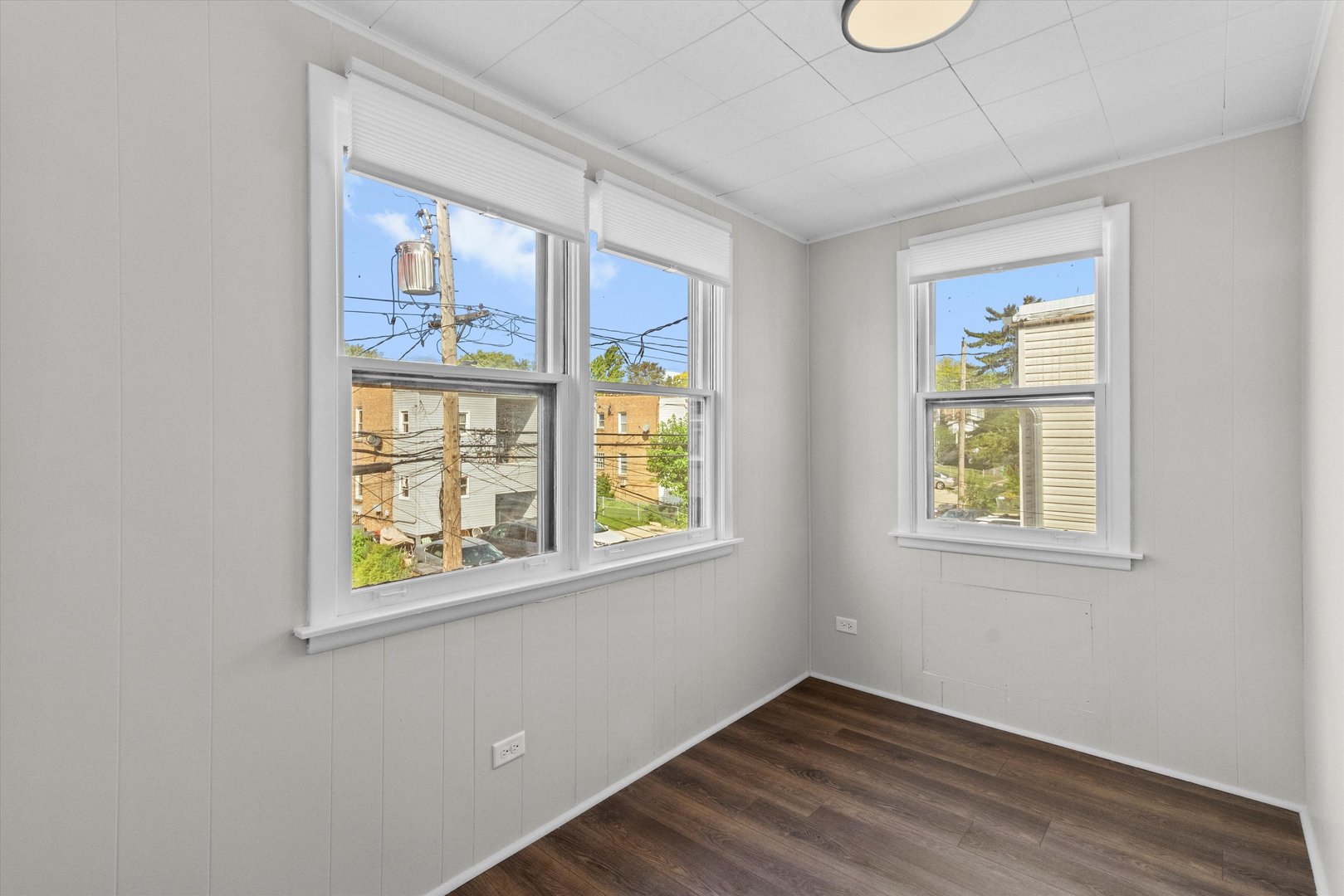 8926 Bronx Avenue #2B, Skokie, IL 60077