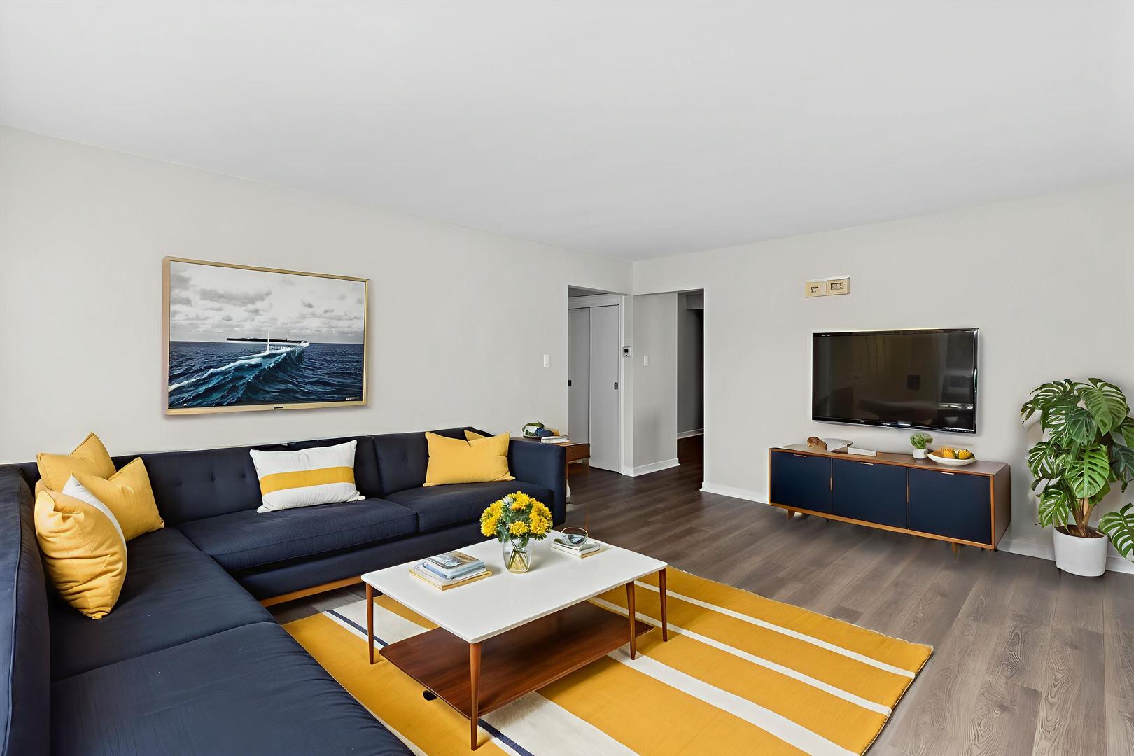 8926 Bronx Avenue #2B, Skokie, IL 60077