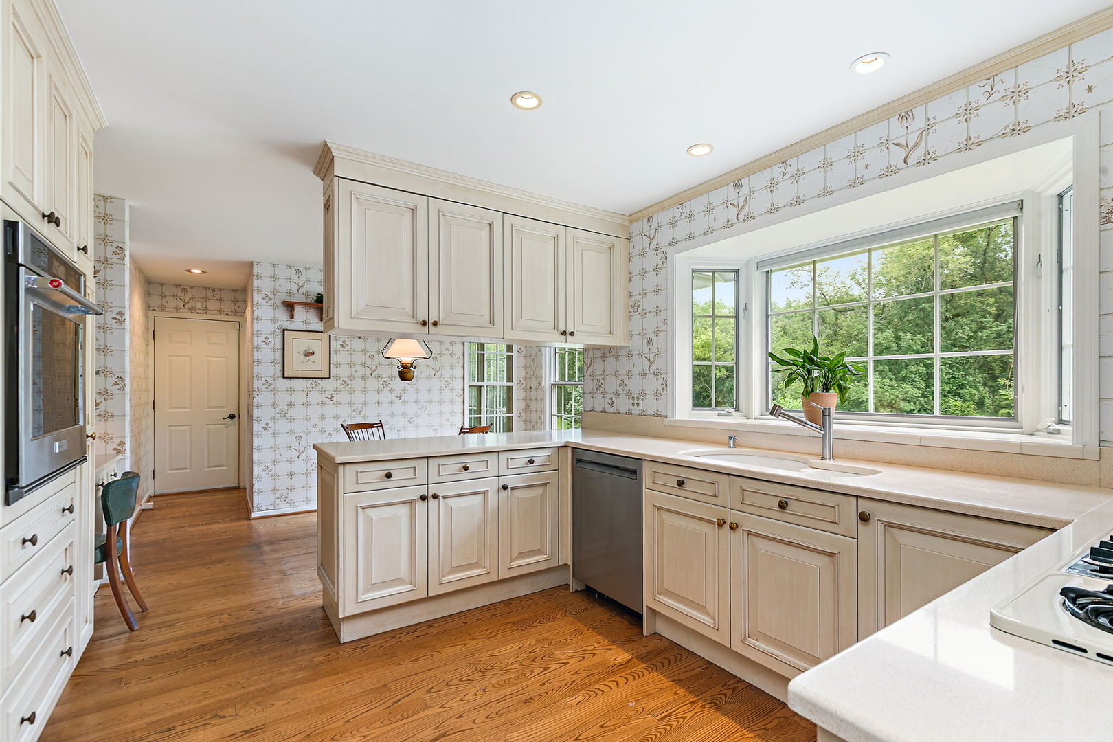 43 Ravenscraig Lane, Inverness, IL 60067